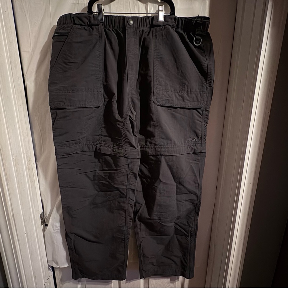 The North Face Convertible Cargo Hiking Pants Mens XXL Charcoal Gray Technical